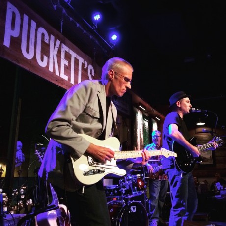 Chas rocks Puckett’s